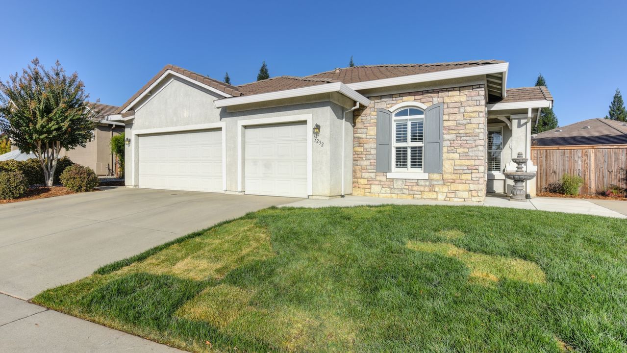 3232 Rock Creek Way, Roseville, CA, 95747 Scene 4