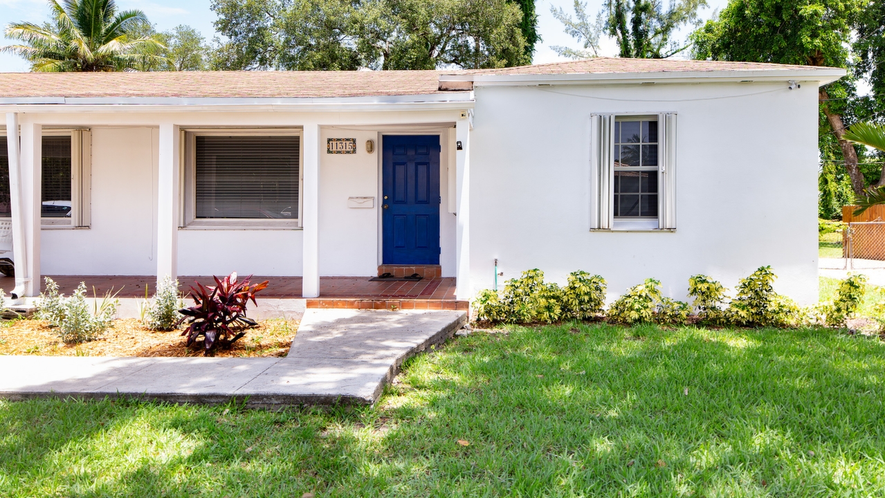 11315-NE-11th-PL-01