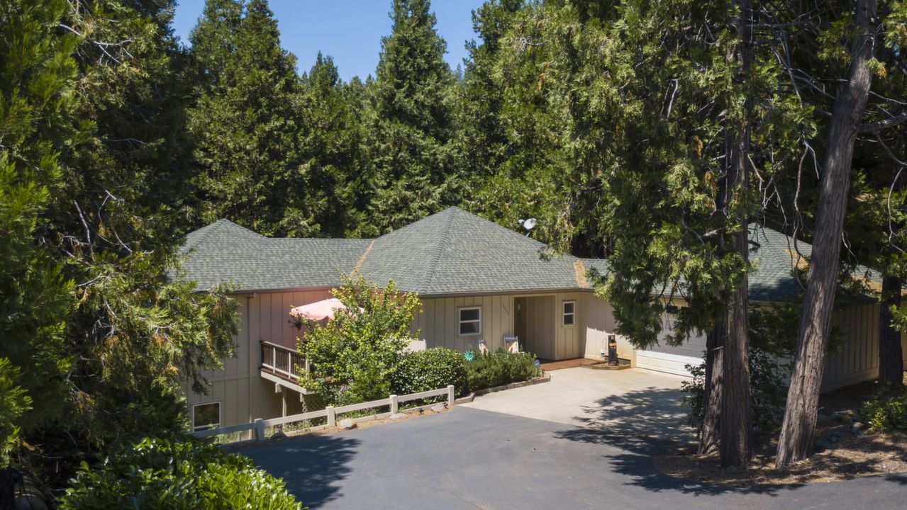 3803 Garnet Rd., Pollock Pines, CA, 95726 Scene 1