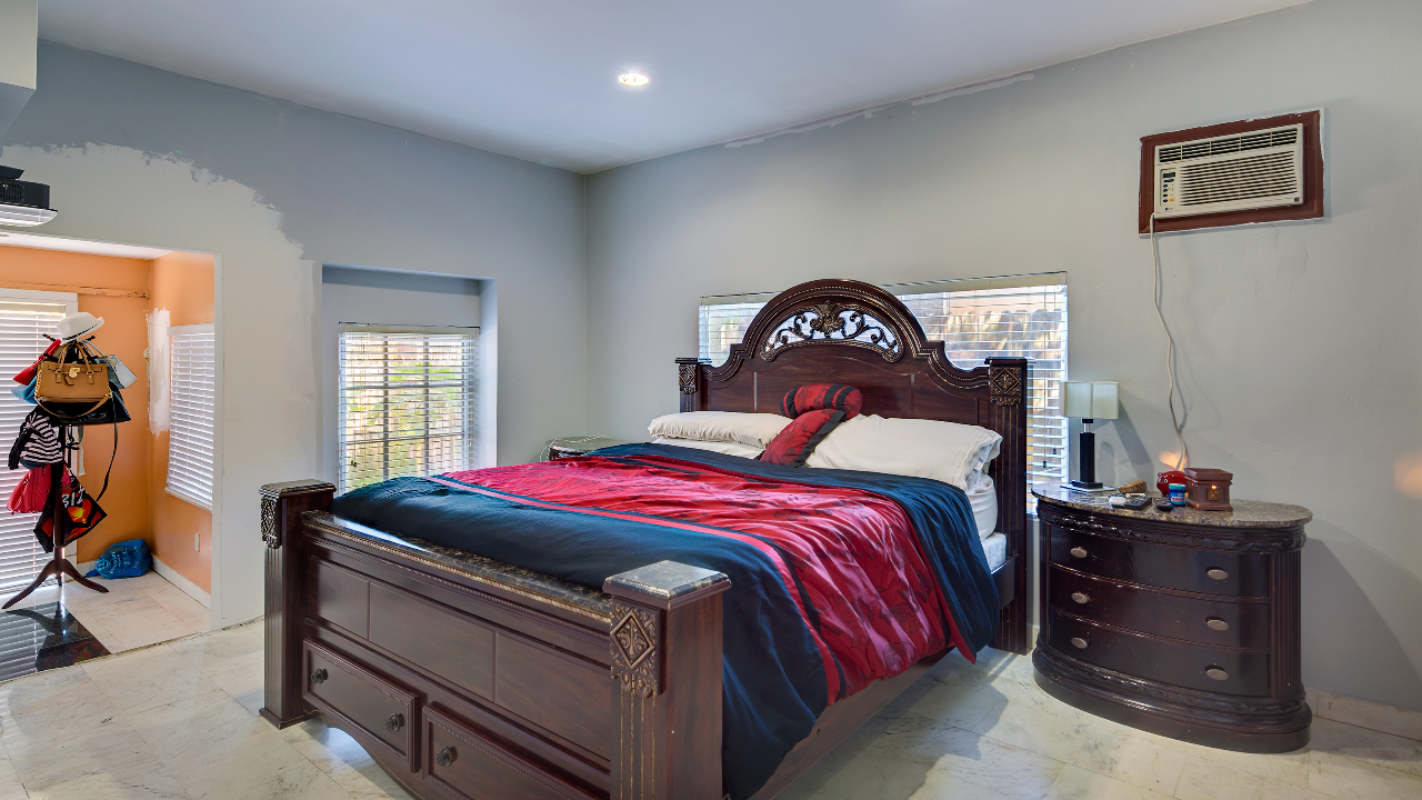 3510-SW-3rd-St-08