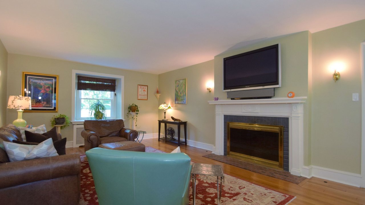 1732 W Main St, Jeffersonville, PA, 19403 Scene 2