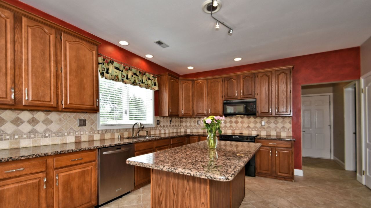 531 Fox Den Ln, Harleysville, PA, 19438 Scene 3