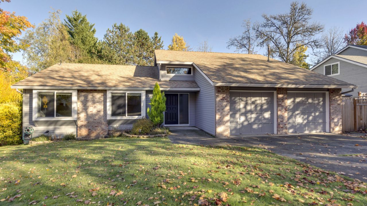 12800 SW Scout Dr, Beaverton, OR, 97008 Scene 1