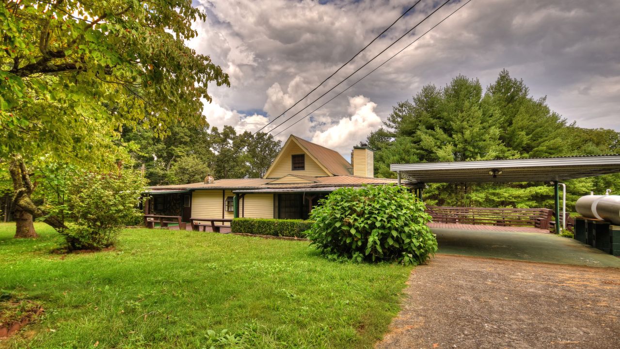 1745 Damascus Rd, Blue Ridge, GA, 30513 Scene 1