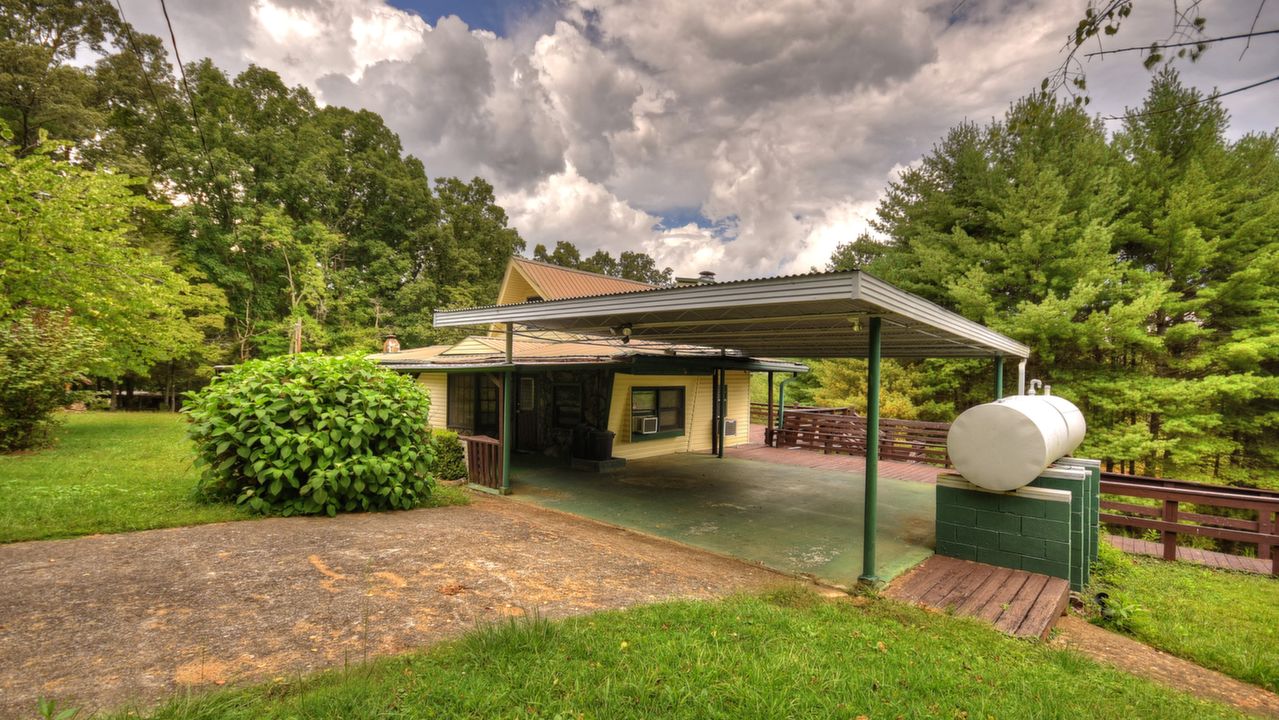 1745 Damascus Rd, Blue Ridge, GA, 30513 Scene 3