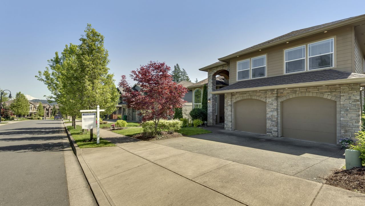 15634 SE Chelsea Morning Dr, Happy Valley, OR, 97086 Scene 2