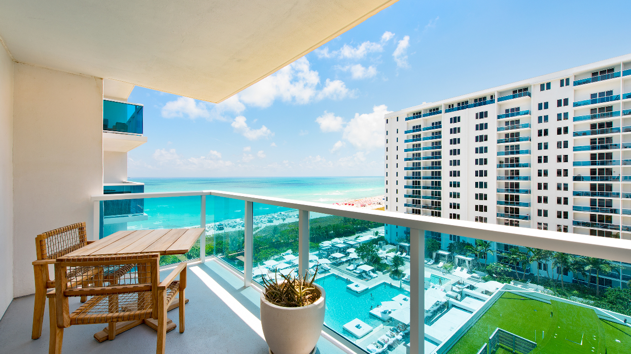 1-Hotel-&-Homes-#1012-03