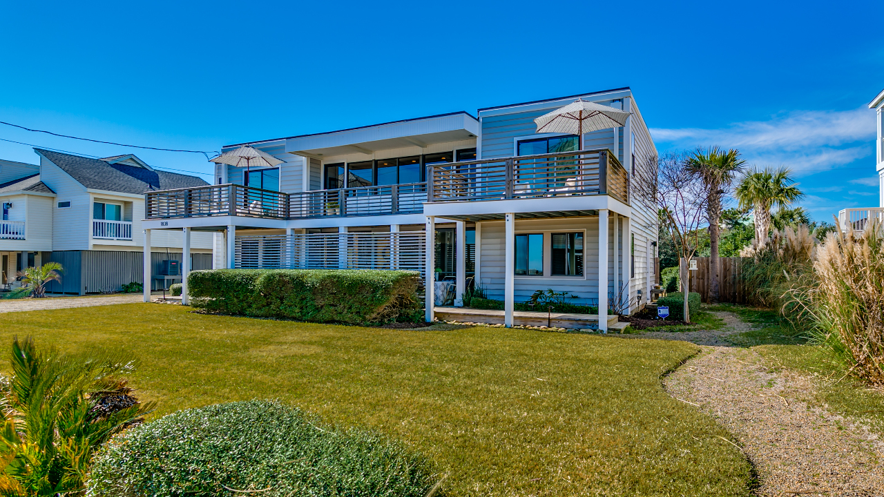 1838 S Waccamaw Dr (41)