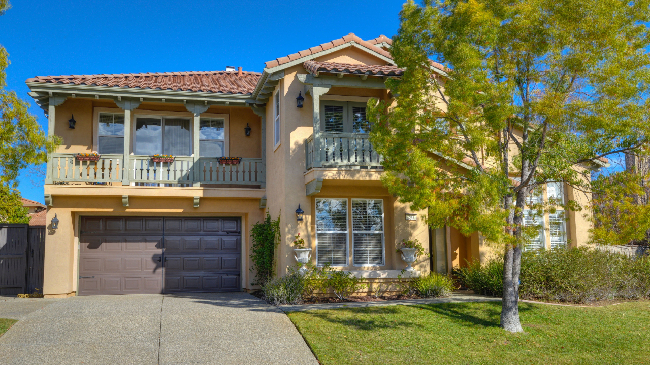 203 Marsh Hawk Drive, Folsom, CA, 95630 Scene 1