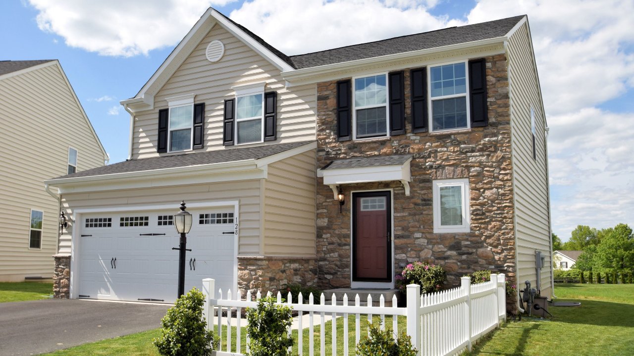 128 Garrett Ln, Gilbertsville, PA, 1525 Scene 1