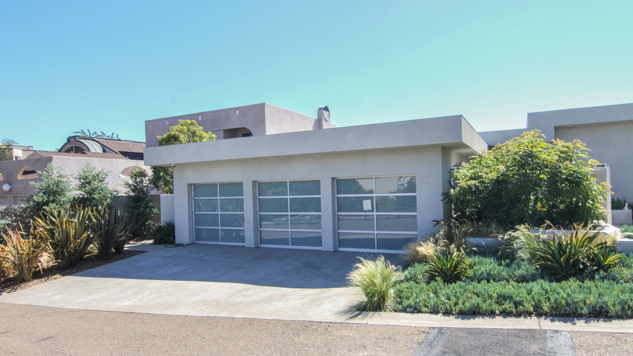 7225 Encelia, La Jolla, CA, 92037 Scene 3