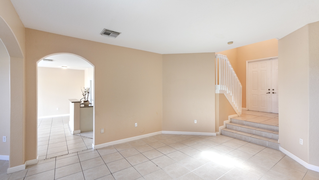 7552-NW-113th-Ct-03
