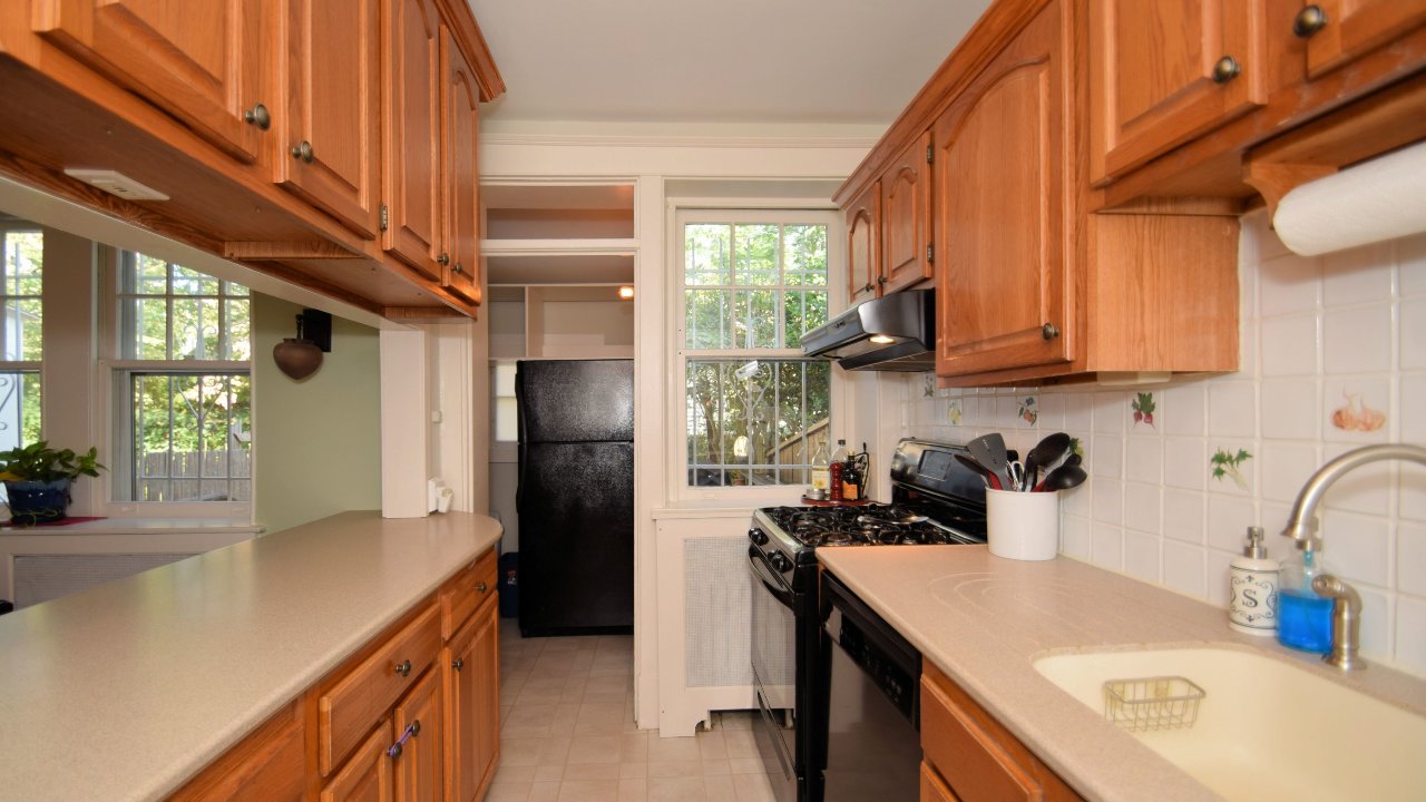 6935 Sherman St, Philadelphia, PA, 19119 Scene 3