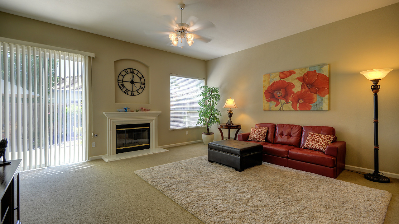 2404 Migration Drive, Elk Grove, CA, 95757 Scene 3