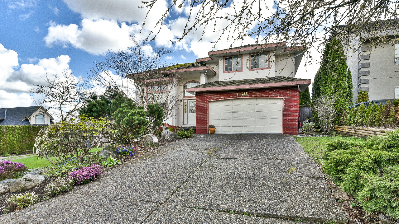 16356 95A Ave, Surrey, BC, V4N 2B9 Scene 1