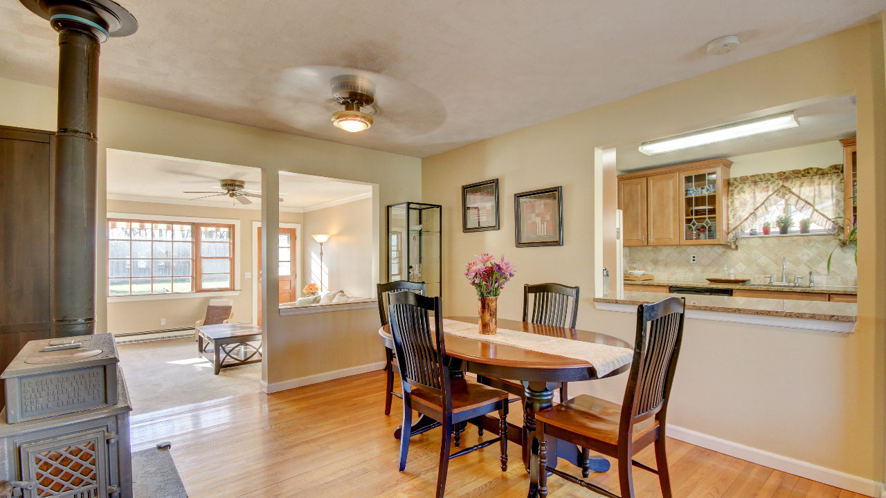 Living Room-Dining Room