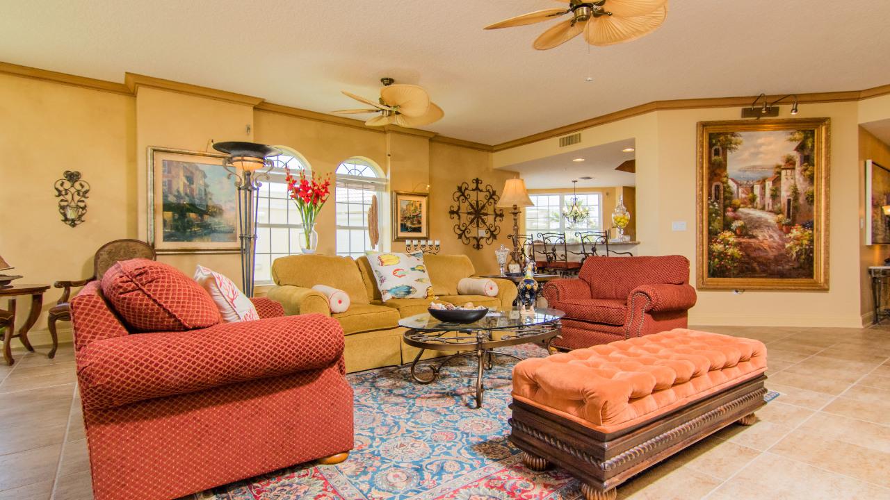 Great Room to Kitchen