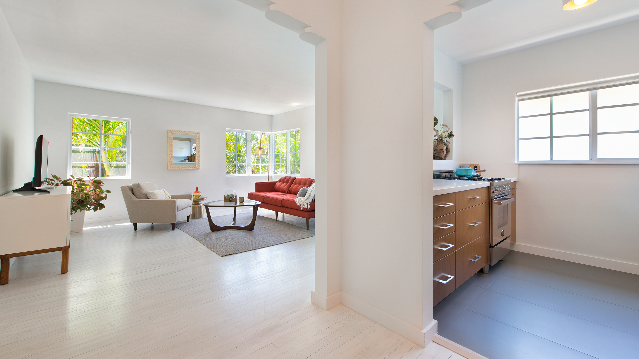 645-Michigan-Ave-Unit-A-08