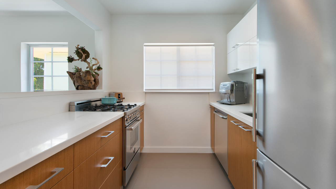 645-Michigan-Ave-Unit-A-09