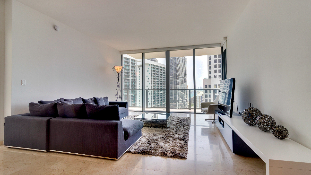 Reach-Condo-#2803-01