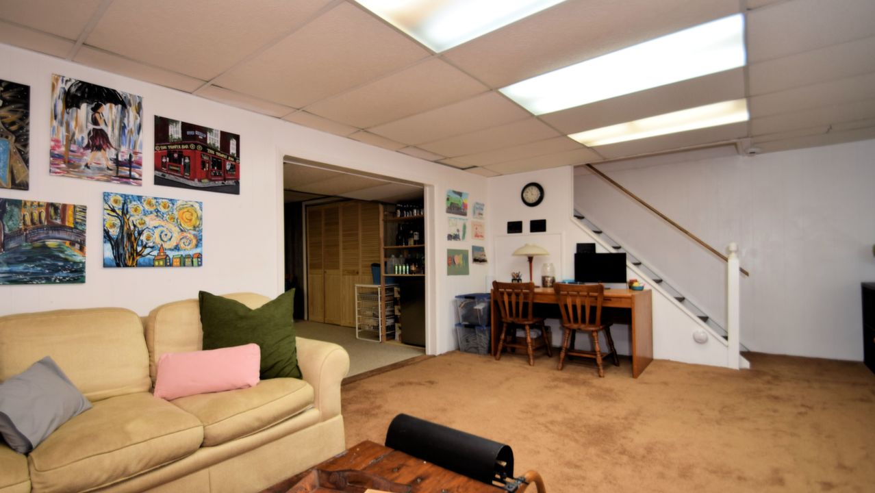 2321 Carol Ln, East Norriton, PA, 19401 Scene 4