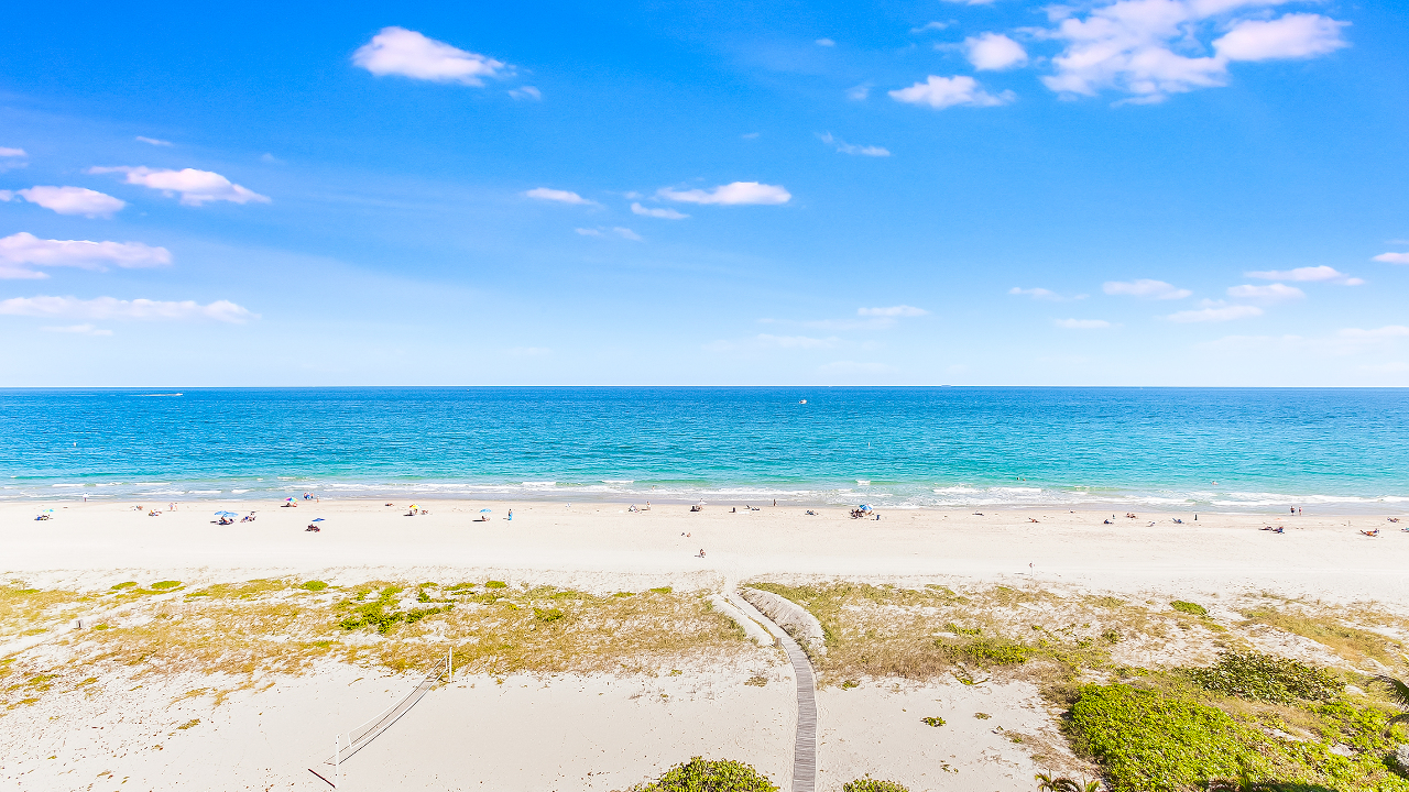 Hampton-Beach-Club-#706-04