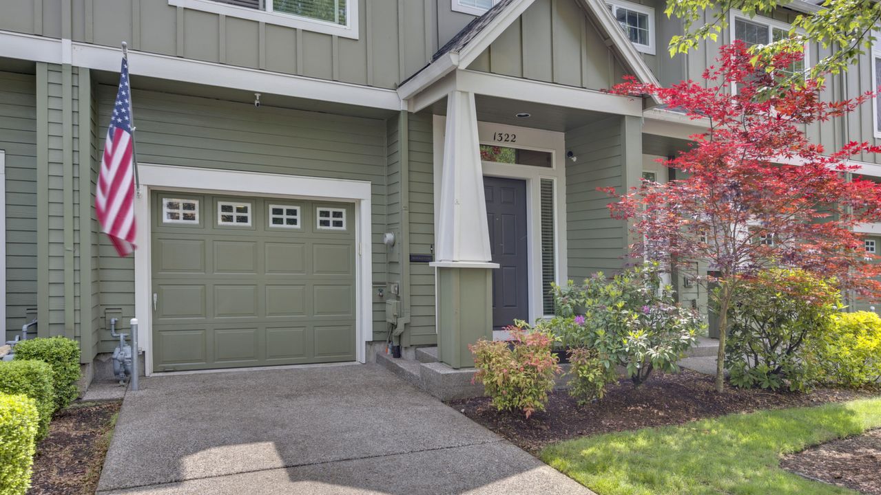 1322 SE Roundelay St, Hillsboro, OR, 97123 Scene 2