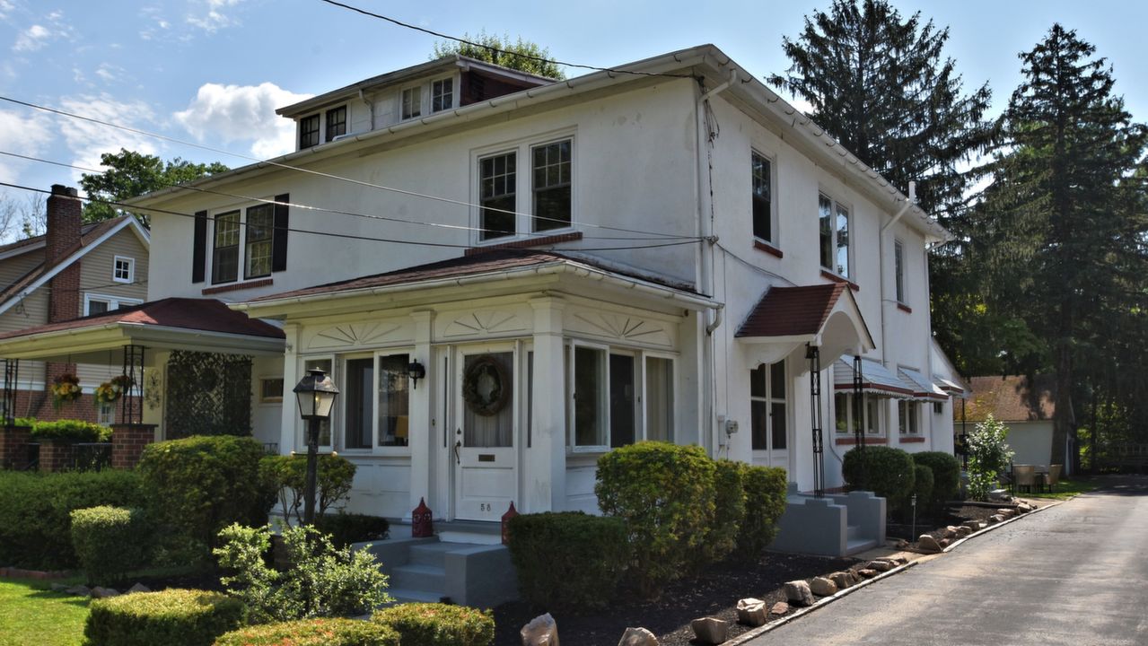 58 N Highland Ave, Norristown, PA, 19403 Scene 1