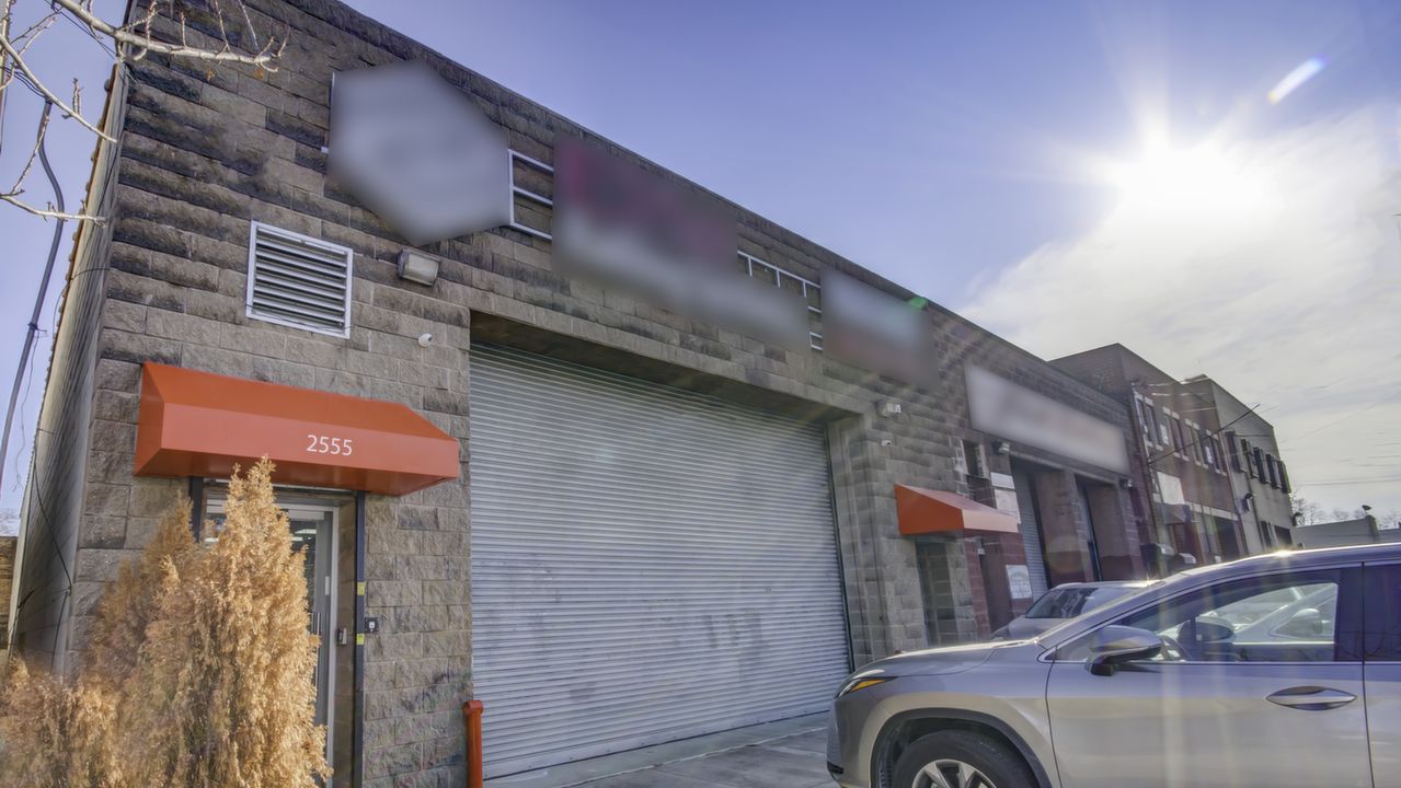 2555 Stillwell Avenue, Brooklyn, NY, 11223 Scene 1