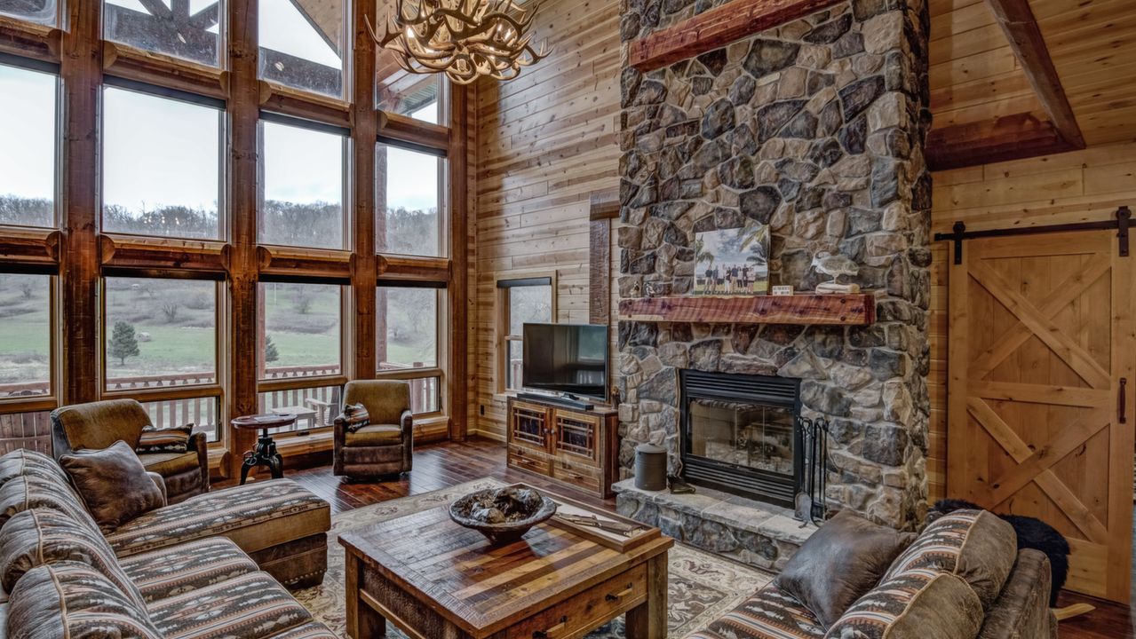 R. Tews Construction (715) 834-1628