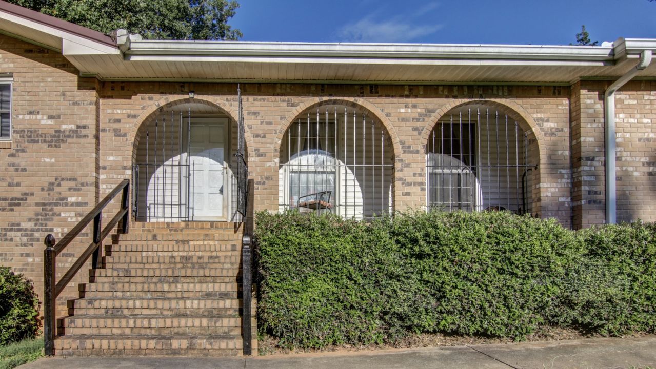 3066 SE Glade Dale, Conyers, GA, 30094 Scene 2