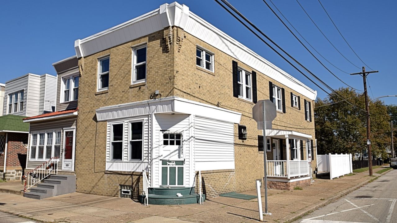 2631 Croyden St, Philadelphia, PA, 19137 Scene 1