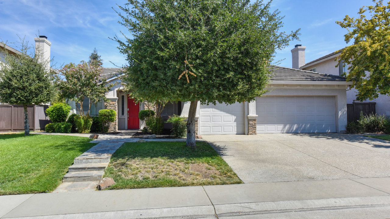 9569 E Park Drive, Elk Grove, CA, 95624 Scene 2