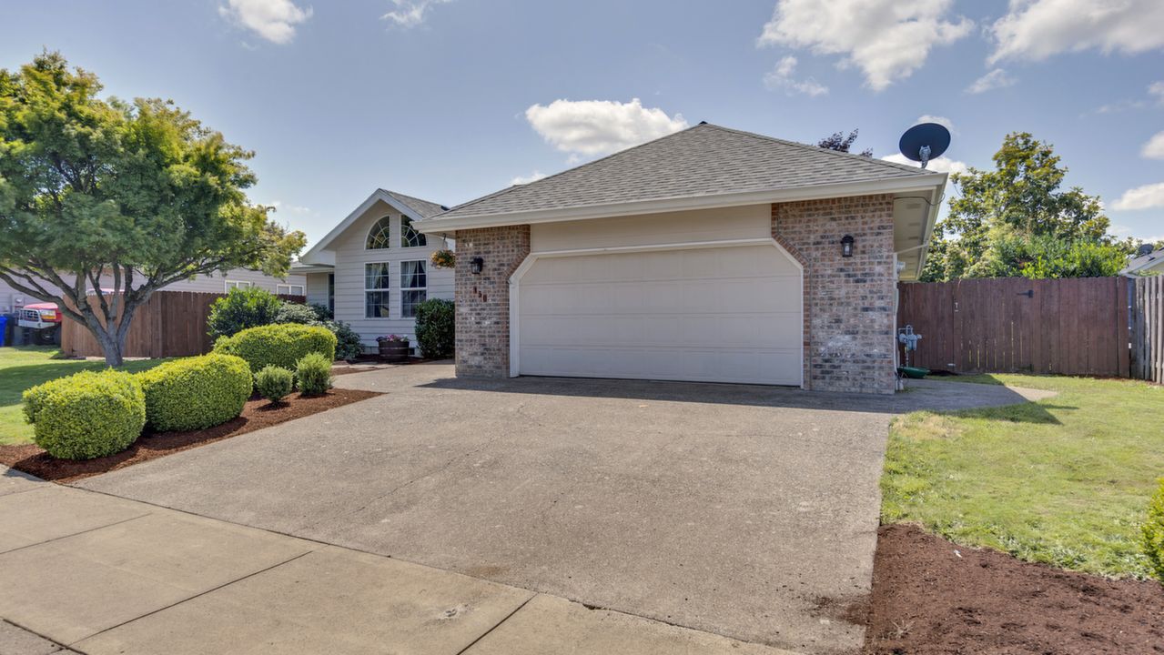 150 Thunderbird St, Molalla, OR, 97038 Scene 3