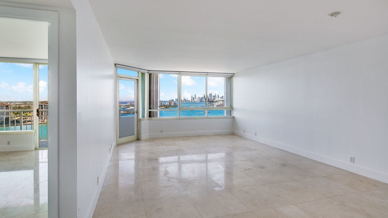 South-Pointe-Tower-#1807-02