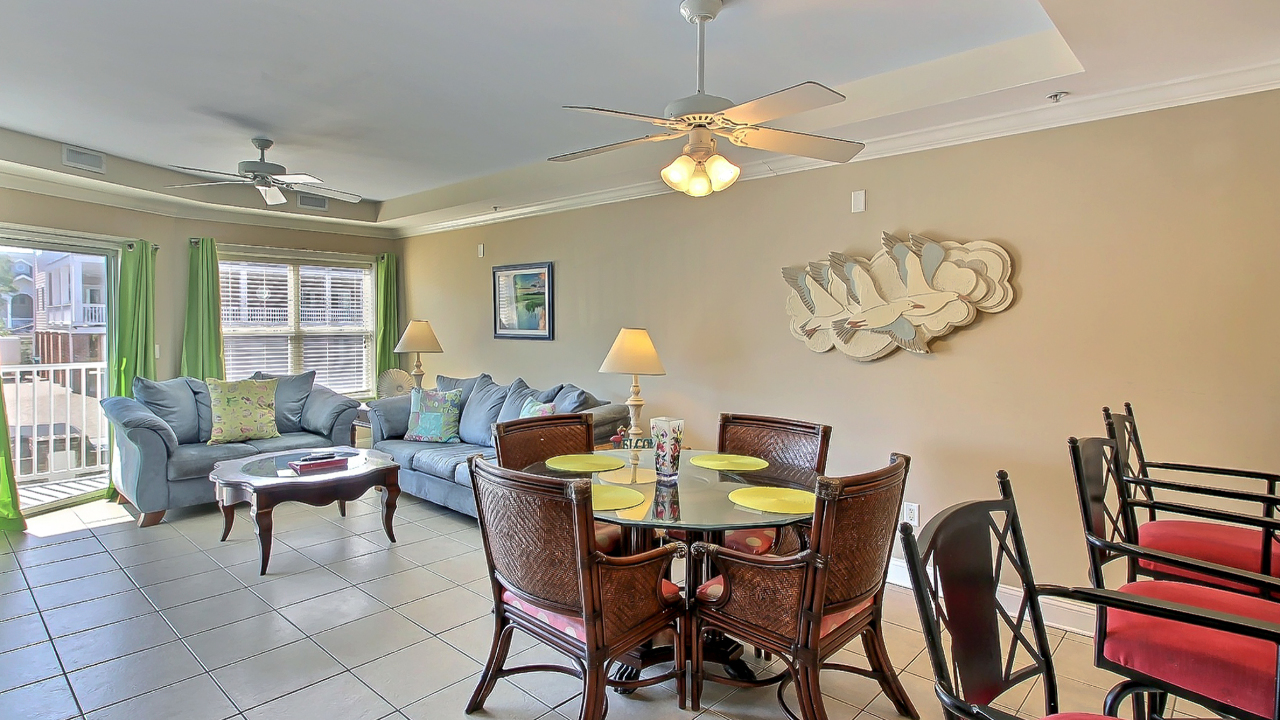 Wine Down, Tybee Island, GA, 31328 Scene 4