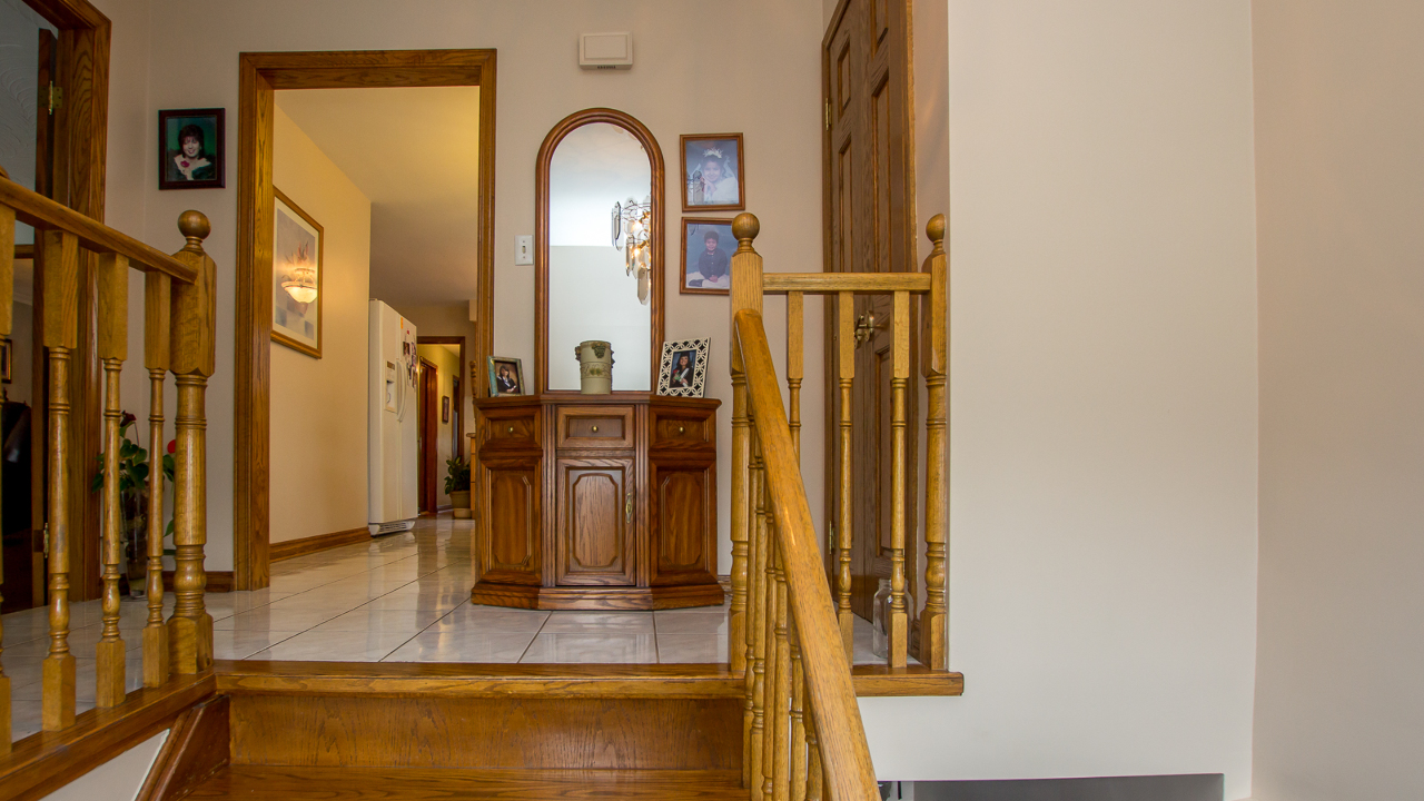 37 Fallway Drive, Brampton, ON, L6V 3H1 Scene 3