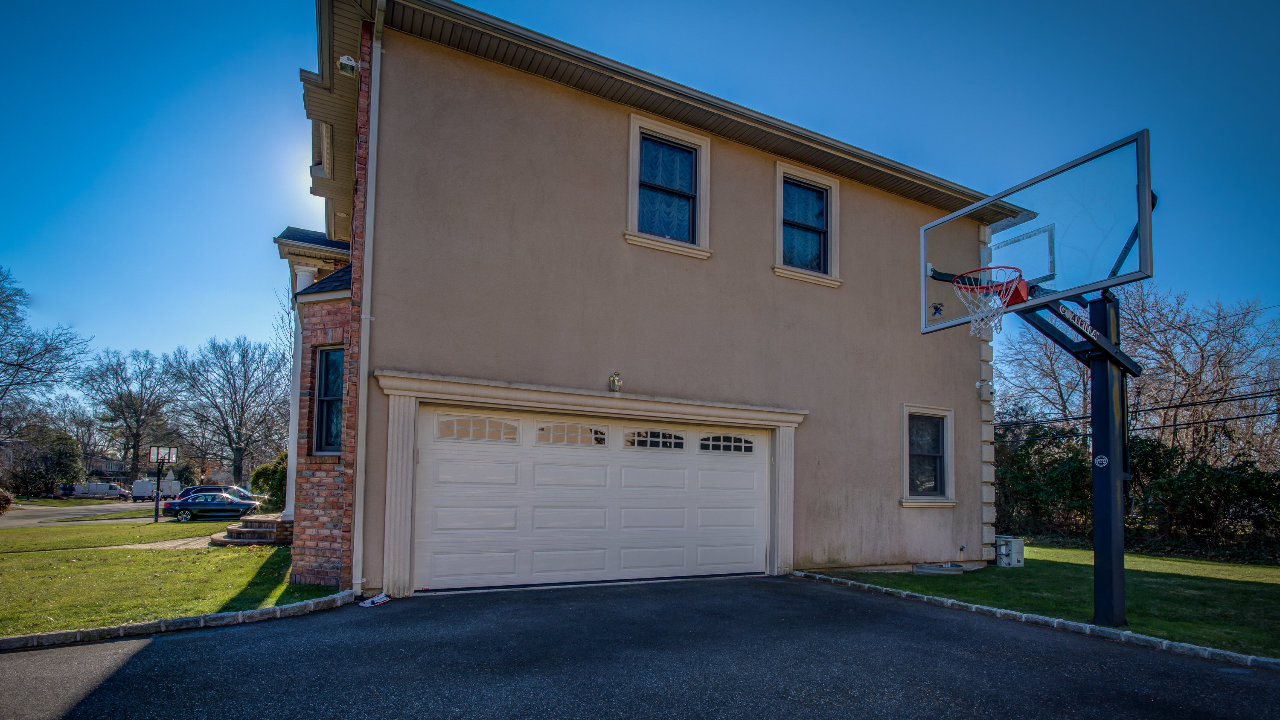 48 Willow Gate, Roslyn Heights, NY, 11577 Scene 3