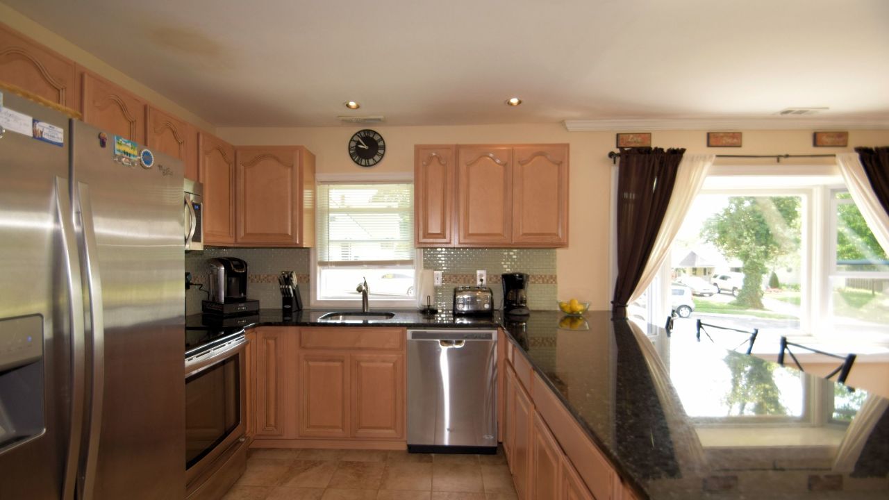 21 Huckleberry Ln, Levittown, PA, 19055 Scene 3