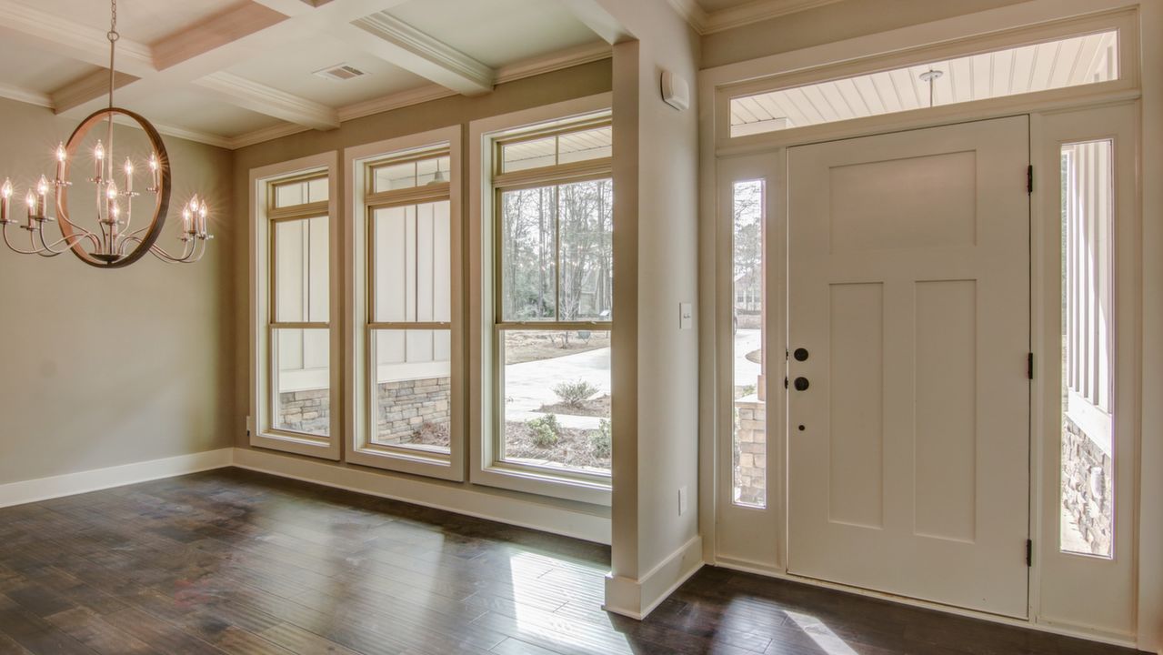 Foyer View to Dining Area