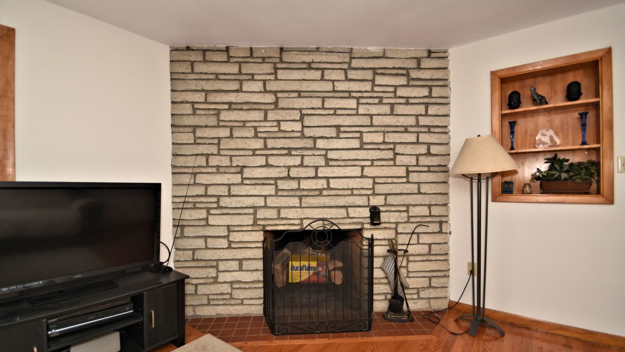 401 E Moyer Rd, Pottstown, PA, 19464 Scene 2