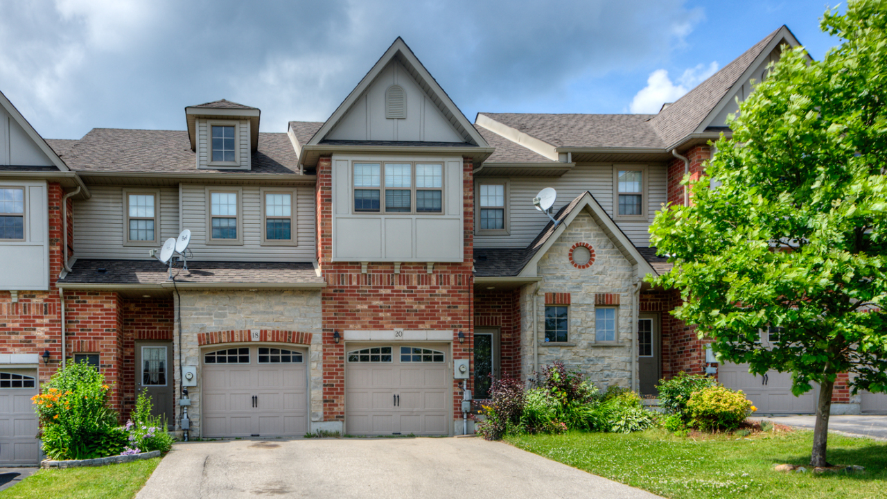 18 Edward Street, Guelph, ON, N1E 0B2 Scene 1