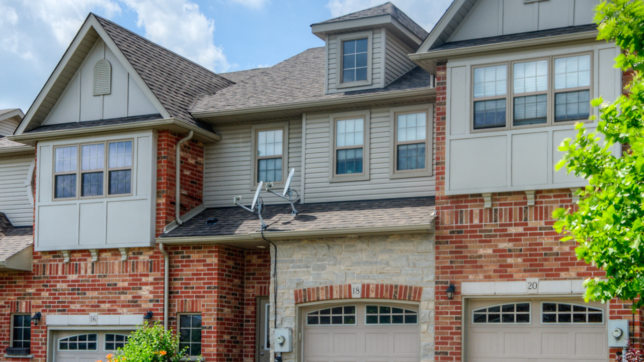 18 Edward Street, Guelph, ON, N1E 0B2 Scene 4