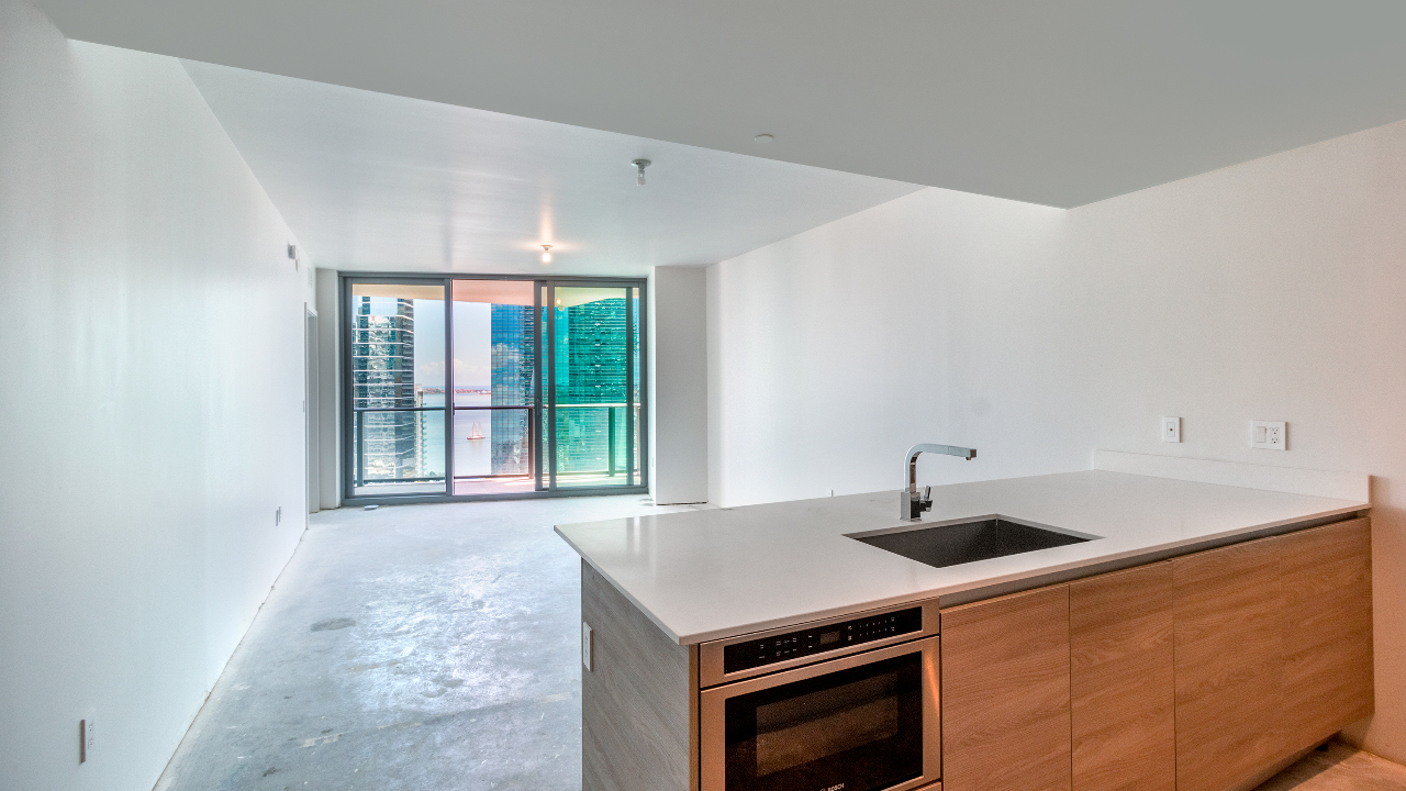 SLS-Brickell-#2103-01