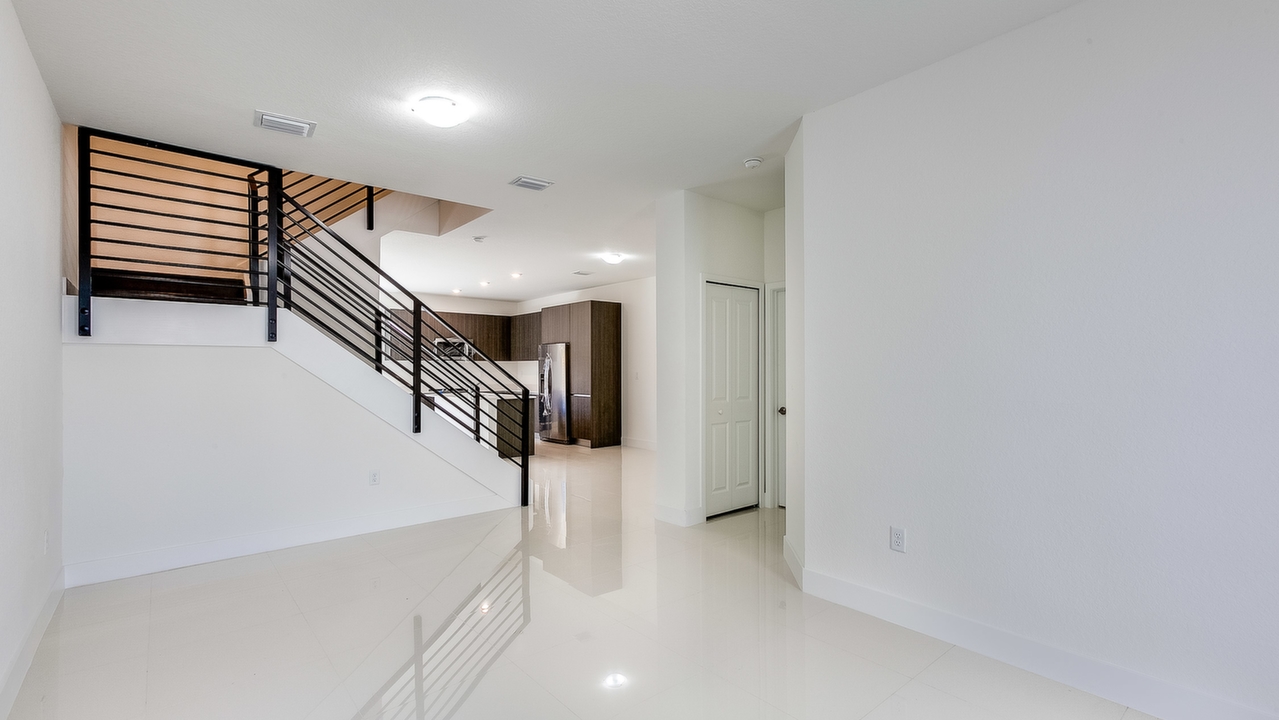 503-SW-91st-Ave-04