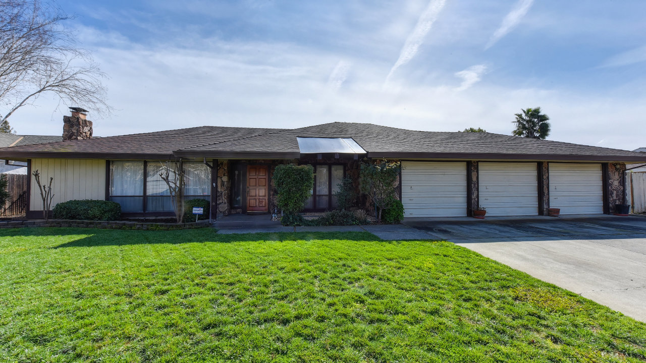 5410 Pomegranate Ave, Sacramento, CA, 95823 Scene 3