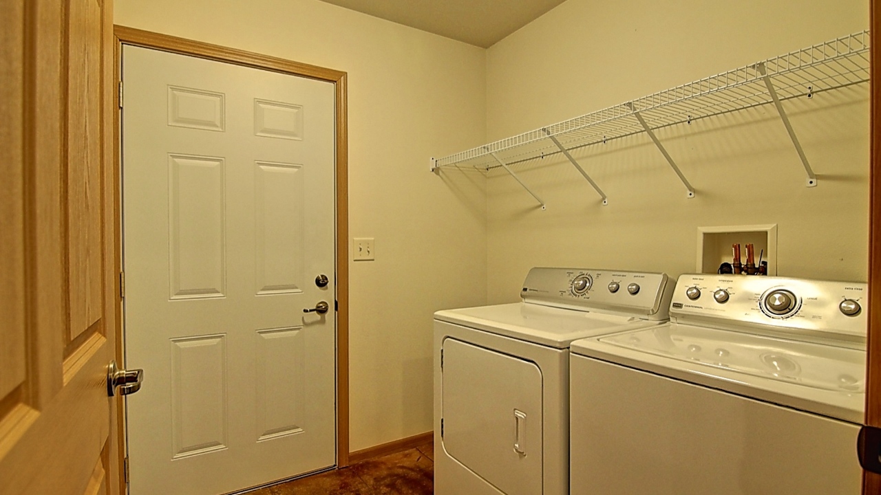 Laundry Room 1