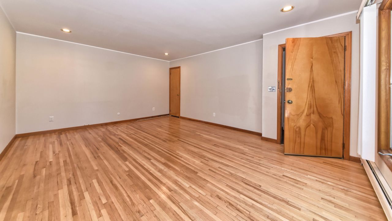 1st Flr Living Room_2