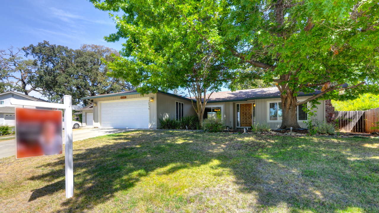 7004 Hershberger Ct., Citrus Heights, CA, 95610 Scene 2