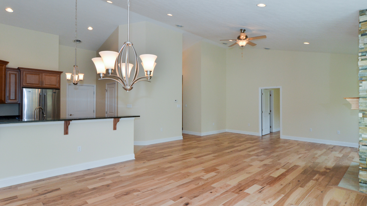 Breakfast Nook to Kitchen